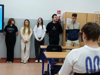 a0e769c2-74b8-400f-ba97-bdef9222d057